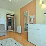 Sani By Briskva Apartment