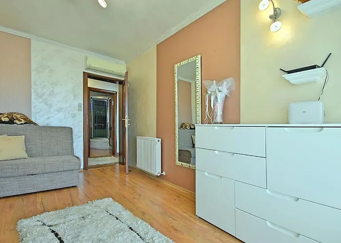 Sani By Briskva 公寓